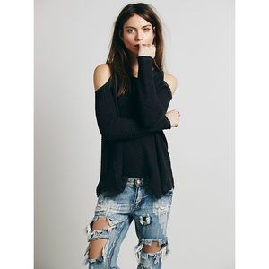 ⚡️Free People Open Shoulder Pullover⚡️